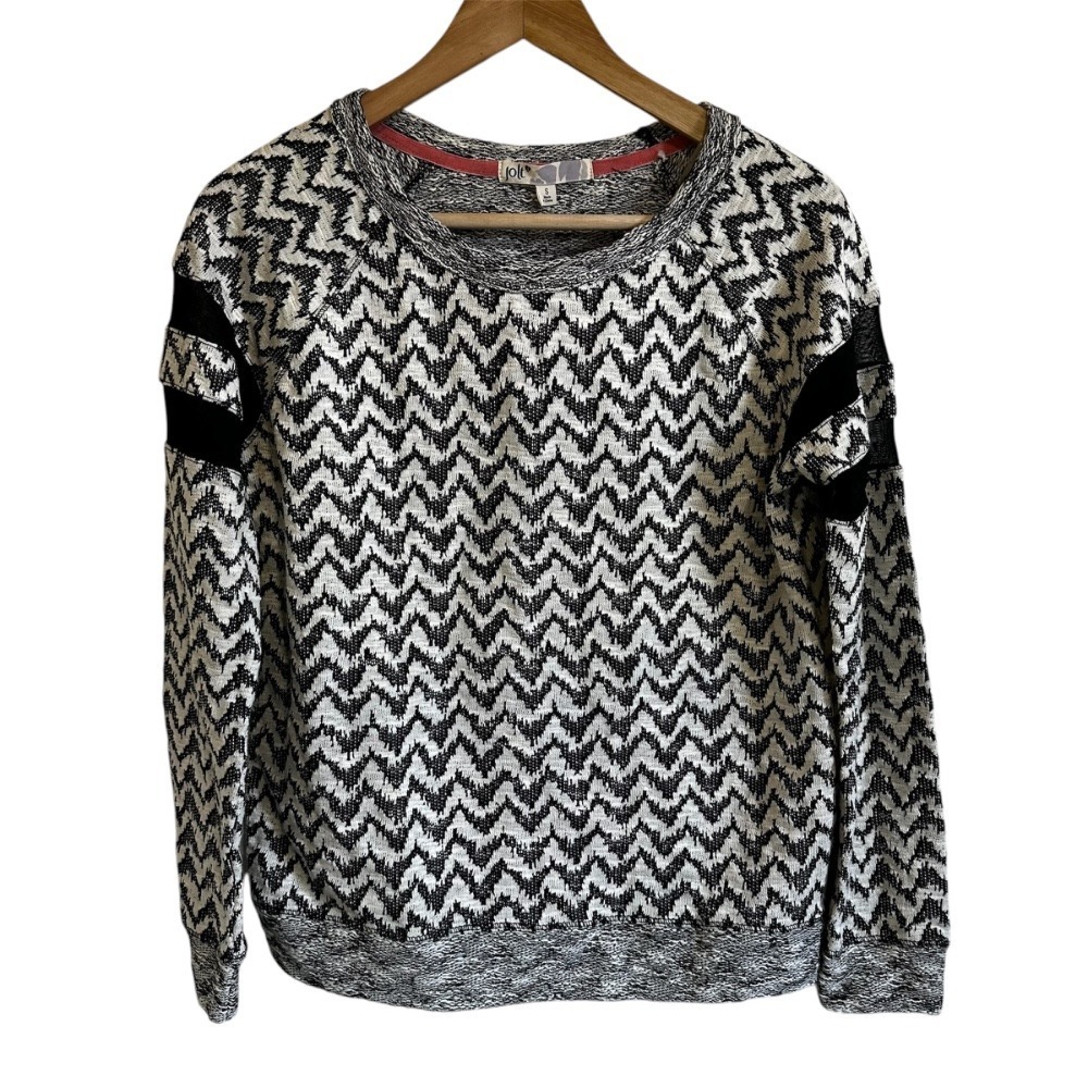 Jolt Chevron Print Pullover Sweater Black White Long Sleeve Top Size S NWT